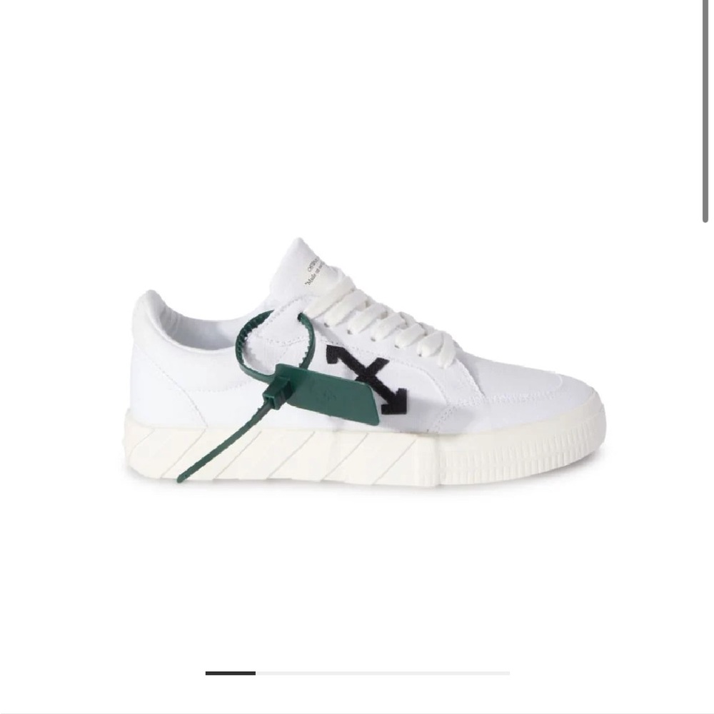 Off-White Low Vulcanized Canvas Sneakers